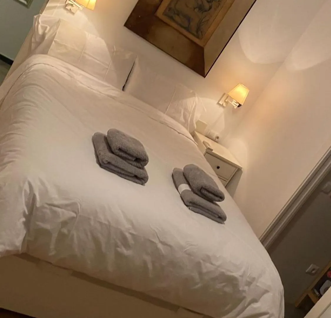 Apartamento Duplex Junto Al Puente Romano Con Gran Terraza Y Parking Privado Córdoba España